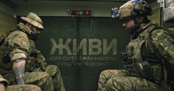 Коля Сєрга разом з бойовим медиком Max Maestro випустили кліп на пісню «Живи», присвячену бойовим медикам, які працюють на лінії фронту