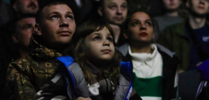 Перший прибуток з прокату стрічки про гурт “Океан Ельзи” спрямують на реабілітацію українських військових