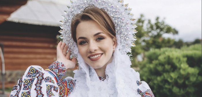 Весільні вінки з Великого Ключева: традиція, що знову оживає