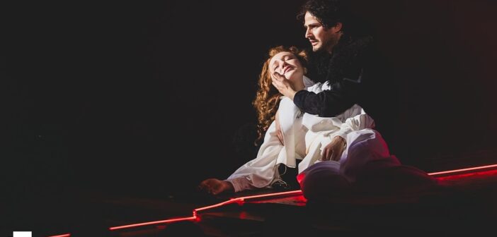 У Франківському драмтеатрі відбулася премʼєра драми-пісні «Маруся Чурай»