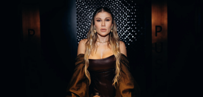 Альона Омаргалієва випустила   трек «Фанат»,  який завірусився в соцмережах